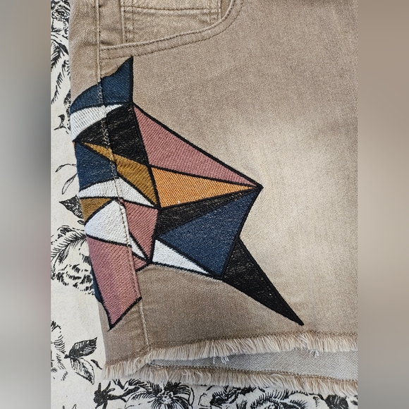 Romeo and Juliet Couture Embroidered Denim Shorts - Picture 3 of 6